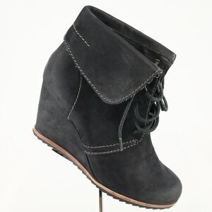 Biala Boots Womens 7 US 37 EU Black Leather Wedge Bootie Lace Up Cuffed Boho